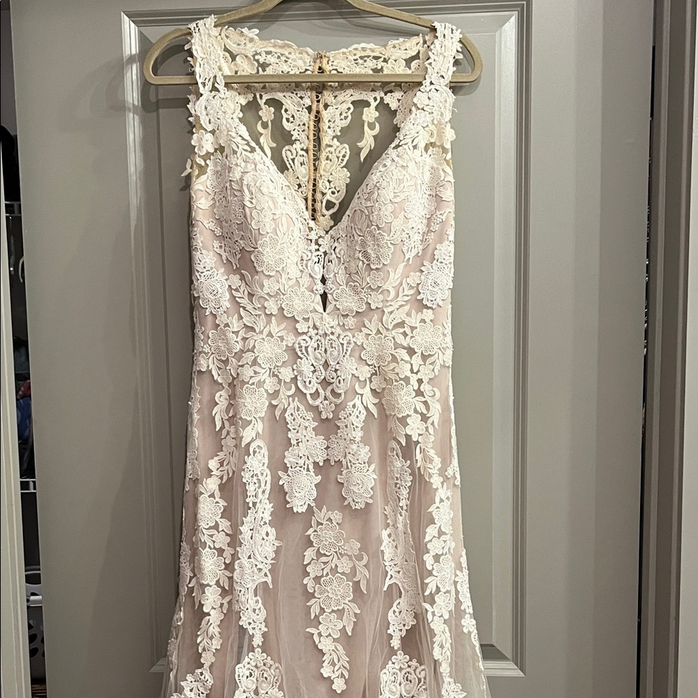 BHLDN Wedding Dress Cream Lace Detail Fabric